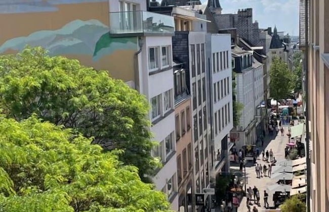 1 bedroom in the Heart of City Center - Photo 16