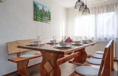3 Bedroom Awesome Home In Gospic - Foto 10
