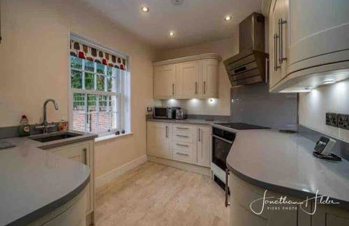 Stay in our beautiful 1850’s Coastguards Cottage. - Photo 31