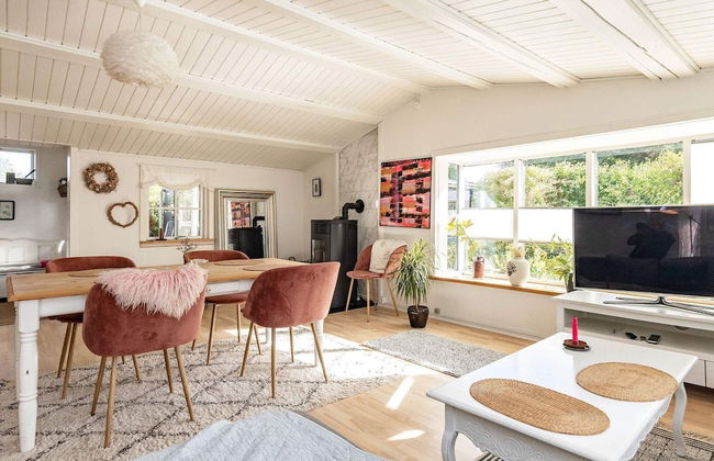 6 Person Holiday Home in Stroby - Foto 8