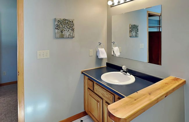 Lured by the Lake - Foto 22