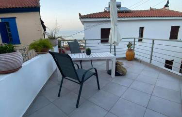 FOTIS HOUSE - Photo 9
