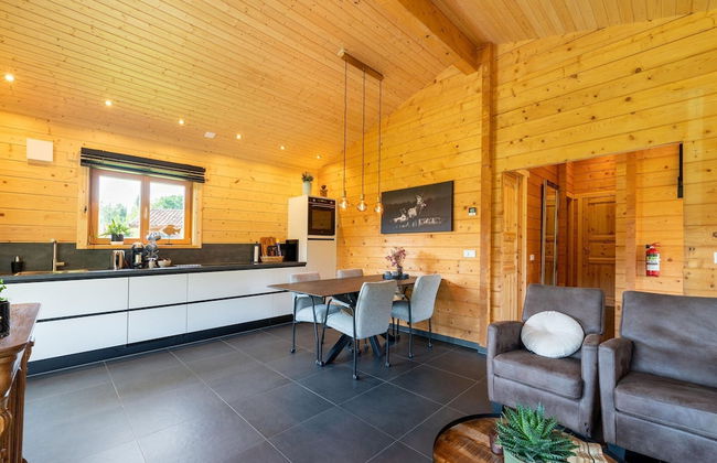 Holiday Home in Limburg With Terrace - Photo 11