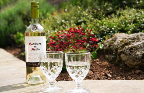PEAK DISTRICT ROMANTIC Courtyard Loft, with Outdoor Japanese Whirlpool Bath - Foto 8