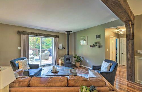 Game Room and Spacious Yard 10-Acre Catskills Home! - Foto 6