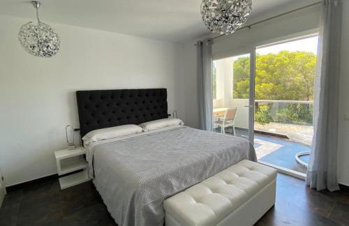 5 bedroom villa in Cala Vadella - Foto 18