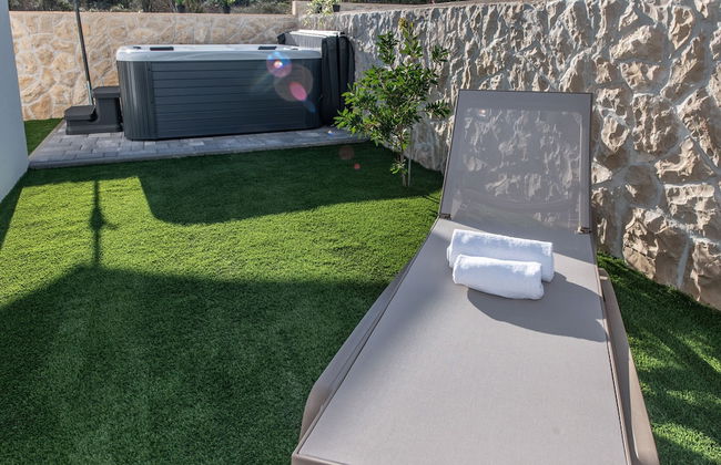 Apartments Mare B with pool - Photo 59