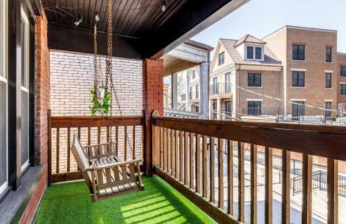 Jungle House Columbus Short North Downtown Free Parking - Steps to Convention Center & Nationwide Arena - 2BR Luxury Home - Sleeps 8 - Over 5,800 Five Star Stays - Foto 4