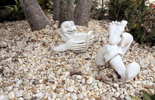 Deerfield Beach heated pool house - Photo 75