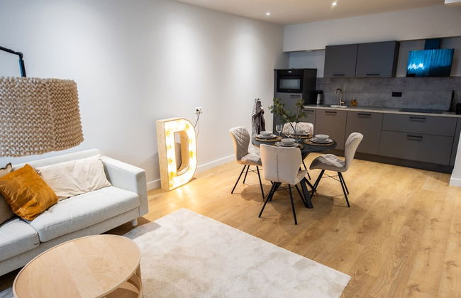 Souterrain 2BR Serviced Apartment - Photo 1