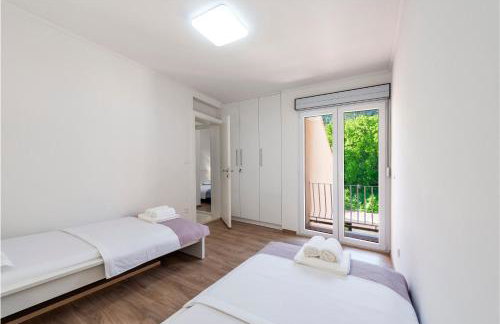 Peaceful 2-bedroom apartment Srebreno - Foto 26