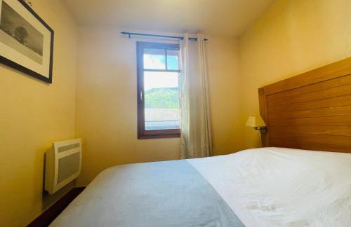 Appartements - PISCINE INTÉRIEURE Sauna - PARKING Privé Étage 1 - Centre Village - Résidence Cami Réal - avec LINGE et MÉNAGE de fin de Séjour Compris - Foto 39