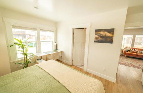 Reno's Biggest Little House - Cozy Home Theatre - Foto 43