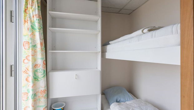 Apartment on Zeedijk With Sea Views - Foto 2, Habitación