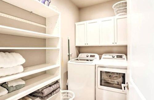 NEW! Cozy & Modern Spearfish Home Near Downtown! - Foto 25