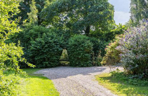 The Coach House at Noelles Cottages - Foto 12