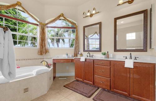 Heated Pool and Backs onto Freshwater Lake - Billie - Foto 31