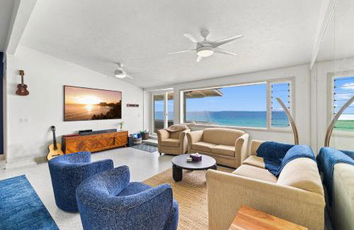 North Shore Beach House, 4BD, AC, Parking, WIFI, King Beds - Foto 1