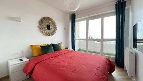 PARIS PANTIN Magnifique Appartement 4 pièces de 108m2 avec 2 PARKING intérieur - très cosy pour 1 à 12 personnes - Entièrement refait à neuf ENTIRE APARTMENT LUXURIOUS AND WARM - PANTIN PARIS 19 ème FREE WIFI GRATUIT - Foto 2, heating