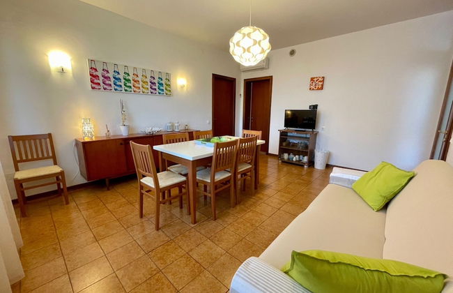 Cozy Flat in a Villa With Terrace - Photo 10