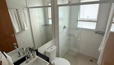 Apto Completo 2 Quartos em Frente ao Shopping com Vaga - Foto 5