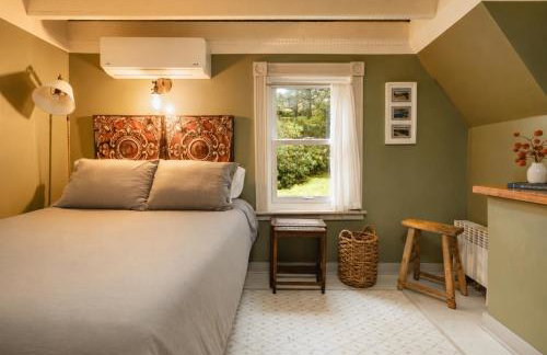 Creek, Sauna, Hot Tub, Fire Pit & Pet-Friendly - Photo 20