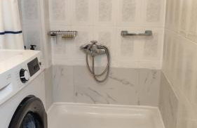 The House Around The Corner - Photo 23