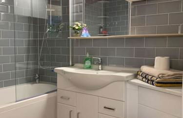 Comfy Apartment 16 Easy access to Central London - Foto 41