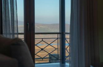 Lake Guest House - Photo 15