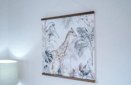 Beach Retreat with Hot Tub Sleeps 8 - Foto 61