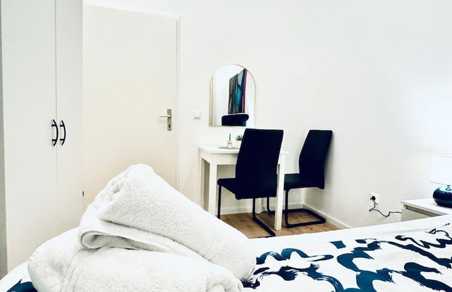 5BR Apartment Near Kaufpark Alterlaa - Foto 22