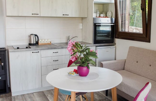 Sunset Holiday Home - Photo 23