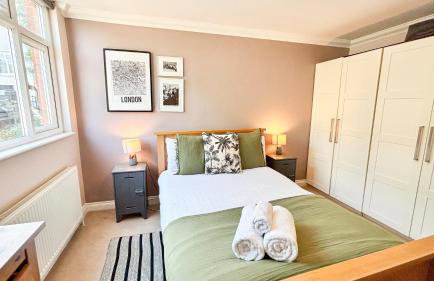 Lovely 4-Bedroom Kilburn Flat with Garden and Parking near Hampstead Heath, Abbey Road by Staylio London - Foto 19
