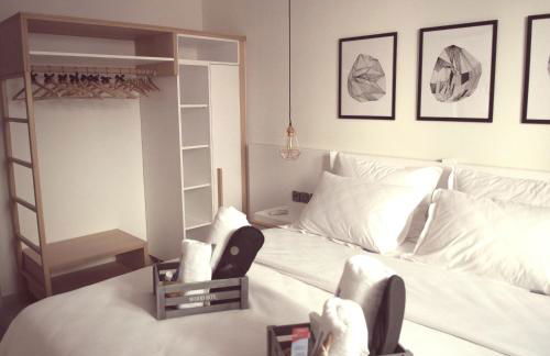 ChrisAndro Apartments - Photo 41