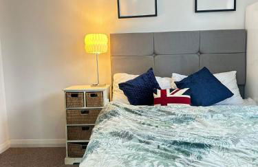 Spacious 3-Bedroom House with Fast Wi-Fi & Free Parking - Foto 16