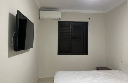 2 Dorms com ar split nos quartos, piscina, Wi-fi e 5min a pé da Praia do Itaguá - Foto 8