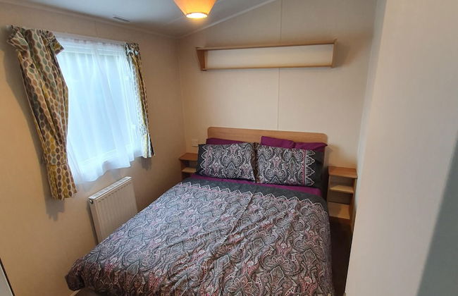 3 Bedroom Caravan, Sleeps 8, at Parkdean Newquay Holiday Park - Foto 2