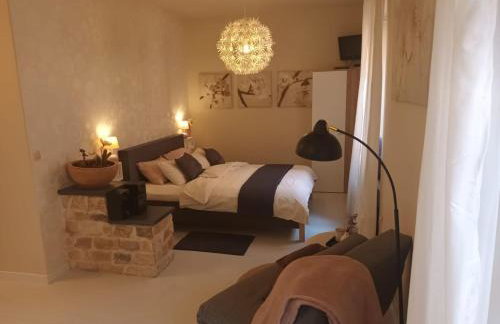 Leut Apartment - Photo 17