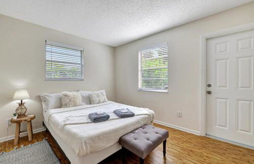 Coastal Retreat Near Downtown Stuart - Photo 9