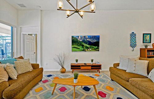 Splash, Play, with a Disney Stay - Foto 12