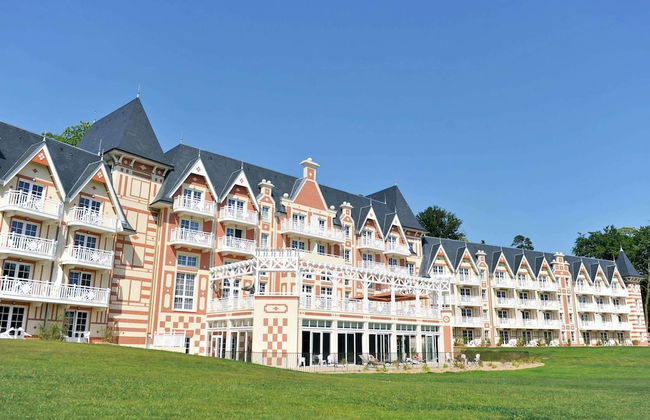 Luxury Apartment in a Gorgeous Area Called La Belle Epoque - Foto 27