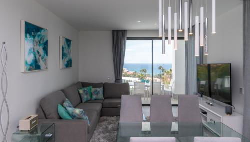 Luxury 2BR Seaviews - Santa Barbara Heights - Photo 3