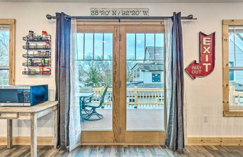 Spacious Apt Overlooking AR River Near Dtwn! - Foto 8