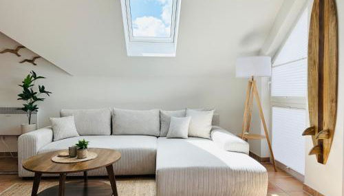 HAFENROMANTIK - Wohnen mit Charme im Herzen von Neustadt mit Blick auf das Binnenwasser - Foto 2