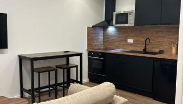 Cozy room apartment Nîmes Centre Coupole Arènes - Photo 2