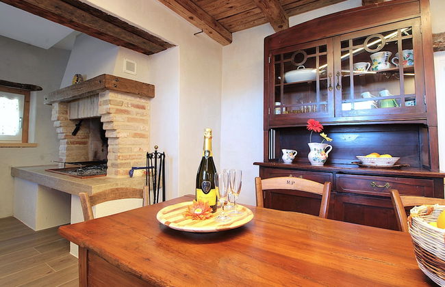 Baita Tersilia Near Lake And Mountain - Photo 18