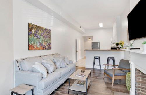 Stars on State in the Heart of Downtown - Photo 10