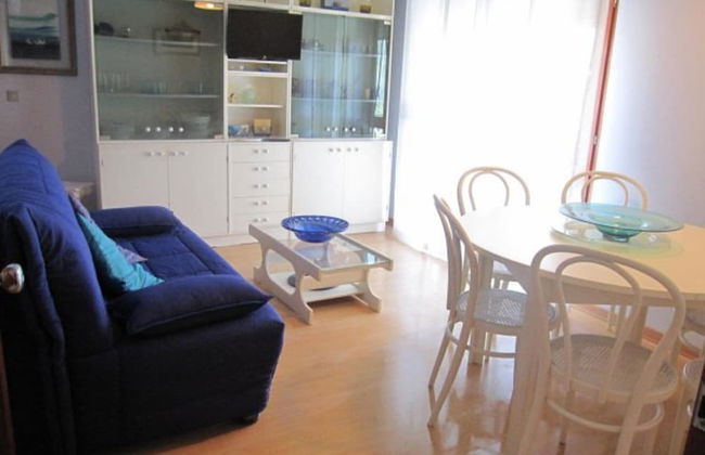 Adorable Bright Flat at Grado Pineta - Beahost - Photo 9