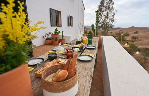 Cortijo Banana, villa rural para grupos grandes y piscina privada entre olivos - Foto 22