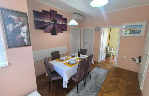 Apartments Karmelić - Photo 34